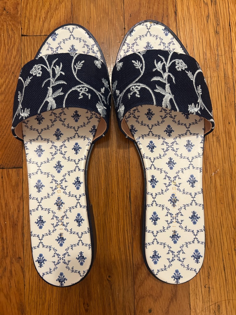 Hill House The City Slides Size 10.5